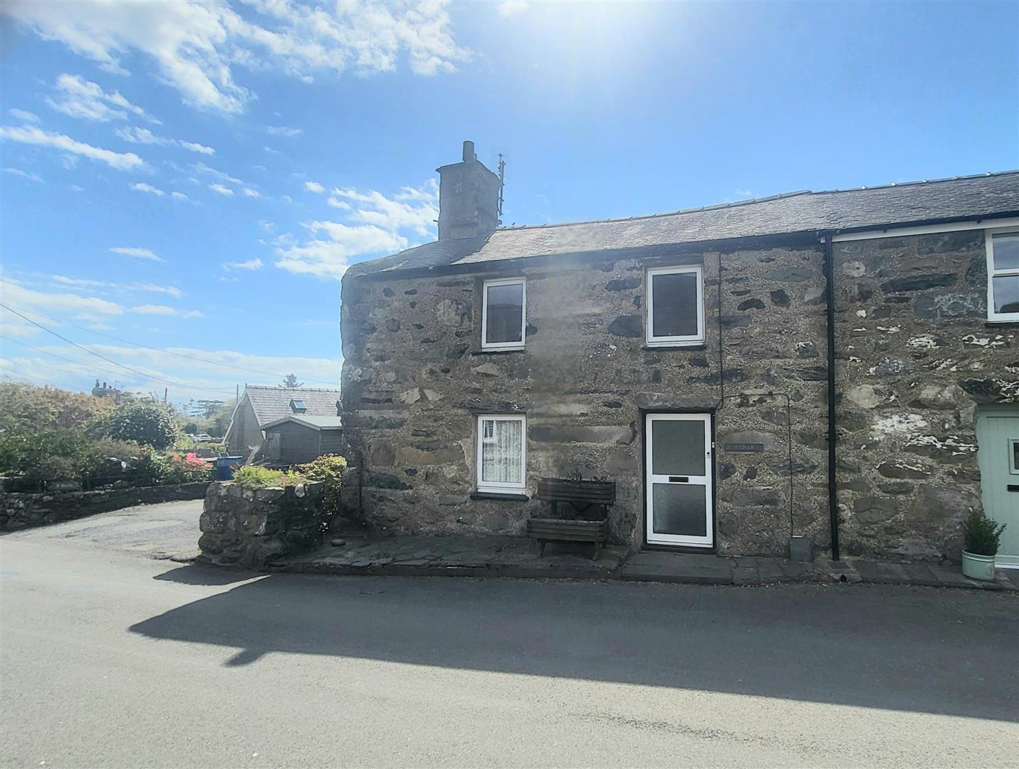 LLwydiarth, Llanfair, Harlech
